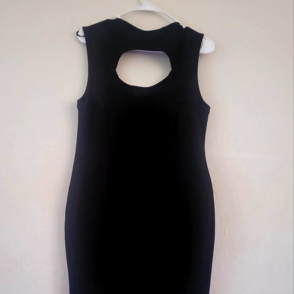 Forever 21 black dress, very small size 2x.